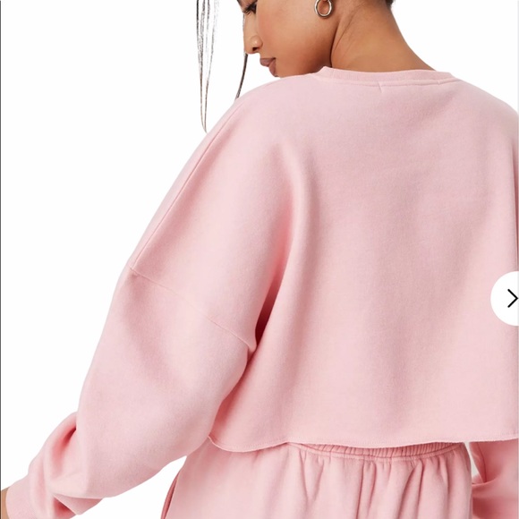 🔄 Playboy Pink Logo Print Crop Hoodie - Picture 3 of 6